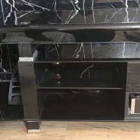 میزتلوزیون درحدنوکم کارکرد