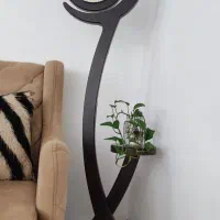 ساعت ایستادە