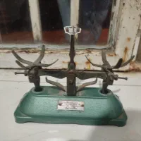 ترازو قدیمی