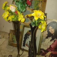 گل و گلدان
