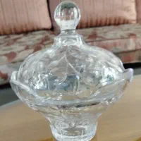 شکلات خوری در دار لاروس