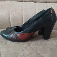 کفش پاشنه دار چرم طبیعی