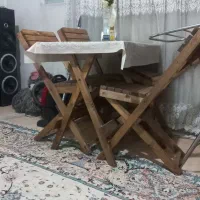 میز وصندلی چوبی