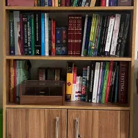 کتابخانه چوبی