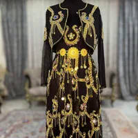 لباس های مجلل و فاخر|لباس|شهریار, شهریار|دیوار