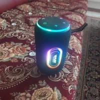 اسپیکرزیباوباکیفیت