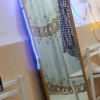 صندلی و ایینه|آرایشگاه و سالنهای زیبایی|زابل, |دیوار