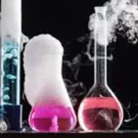 استخدام کارآموز در آزمایشگاه شیمی