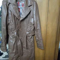 پالتو چرم|لباس|اراک, |دیوار