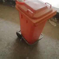 سطل آشغال بزرگ چرخ دار