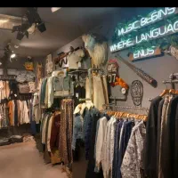 به یک نفر انباردار لباس زنانه نیازمندیم