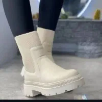 بوت و کتونی|کیف، کفش، کمربند|مریوان, |دیوار