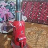 جک روغنی ۳۰ تن