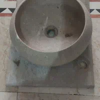 روشویی سنگی سالم بدون ترک و پریدگی