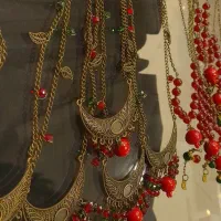 گردن خاص یلدایی|زیورآلات و اکسسوری|بروجرد, |دیوار