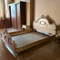 سرویس خواب|تخت و سرویس خواب|اصفهان, باغ زرشک|دیوار