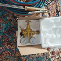 یه عدد مانومتر و ۱۰ متر شلنگ نو با سری برش