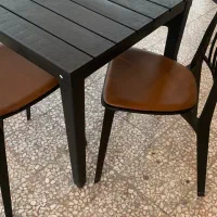 میز و صندلی