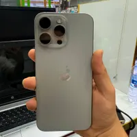 اپل iPhone 15 Pro Max با حافظهٔ ۲۵۶ گیگابایت