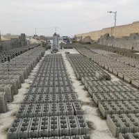 کارگر برای کار در بلوکزنی نیازمندیم