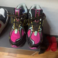 کتانی  نیو بالانس