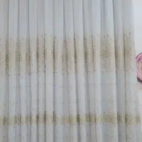 تعدادی پرده به همراه آستر و والان (والان رایگان)