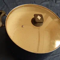 قابلمه بزرگ تفلن. ودولنگه. پرده.