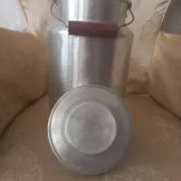 ظرف شیر کاملا سالم