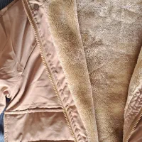 کاپشن|لباس|بندر ترکمن, |دیوار