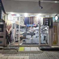 یک فروشنده خانم برای مغازه کیف کفش شال نیازمندیم