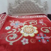 تخت به همراه خوشخواب