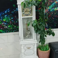 ساعت ایستاده درحد