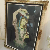 تابلوی نقاشی با لباس پولک دوری