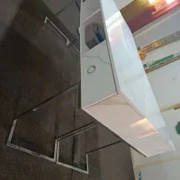 میز ناخن|آرایشگاه و سالن‌های زیبایی|اراک, |دیوار