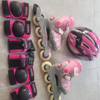 اسکیت صورتی