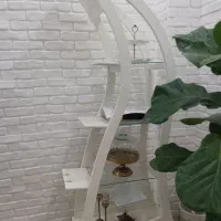 ویترین کار کرده سفید در حد نو