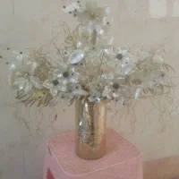 گلدون و گل کریستالی