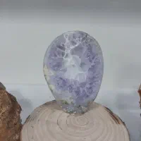 سنگهای قیمتی ونیمه سنگ‌های قیمتی و نیمه قیمتی