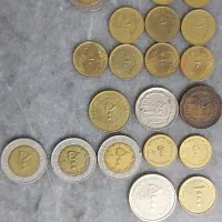 چند عدد سکه پول