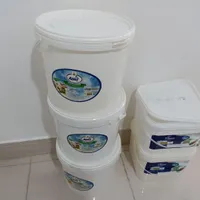تعدادی دبه جا ترشی نو|ظروف نگهدارنده، پلاستیکی، یک‌بارمصرف|کوهدشت, |دیوار