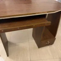 میز تحریر کامپیوتر