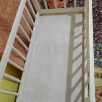 تخت نوزاد|تخت و صندلی بچه|تربت جام, میان جام|دیوار