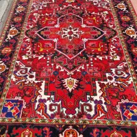 سفید تاجر وسط اصل