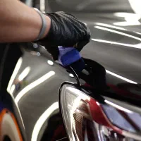 پولیش پالیش احیای رنگ رفعه ماتی چراغ ریکاوری(سیار)