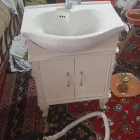 روشویی همراه کمد