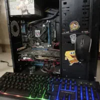 کیس گیمینگ با همه وسایل همراه مانیتور