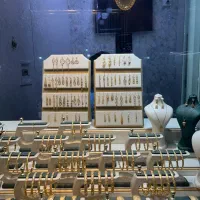 خریددار و فروش طلا