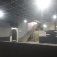 حدودا ۱۳۰ متر مربع