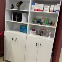 کتابخانه و میزتحریر