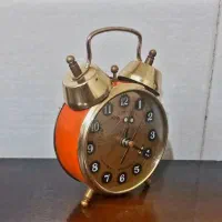 اجناس قدیمی تلفن ساعت کتاب درسی دهه ۶۰